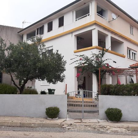 Apartmani Bono Primošten Esterno foto